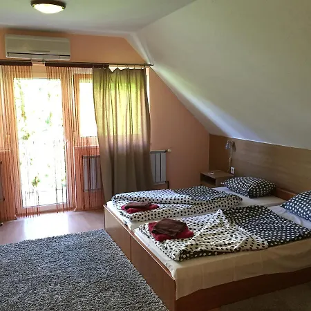 Madar Vendeghaz 4* Hévíz
